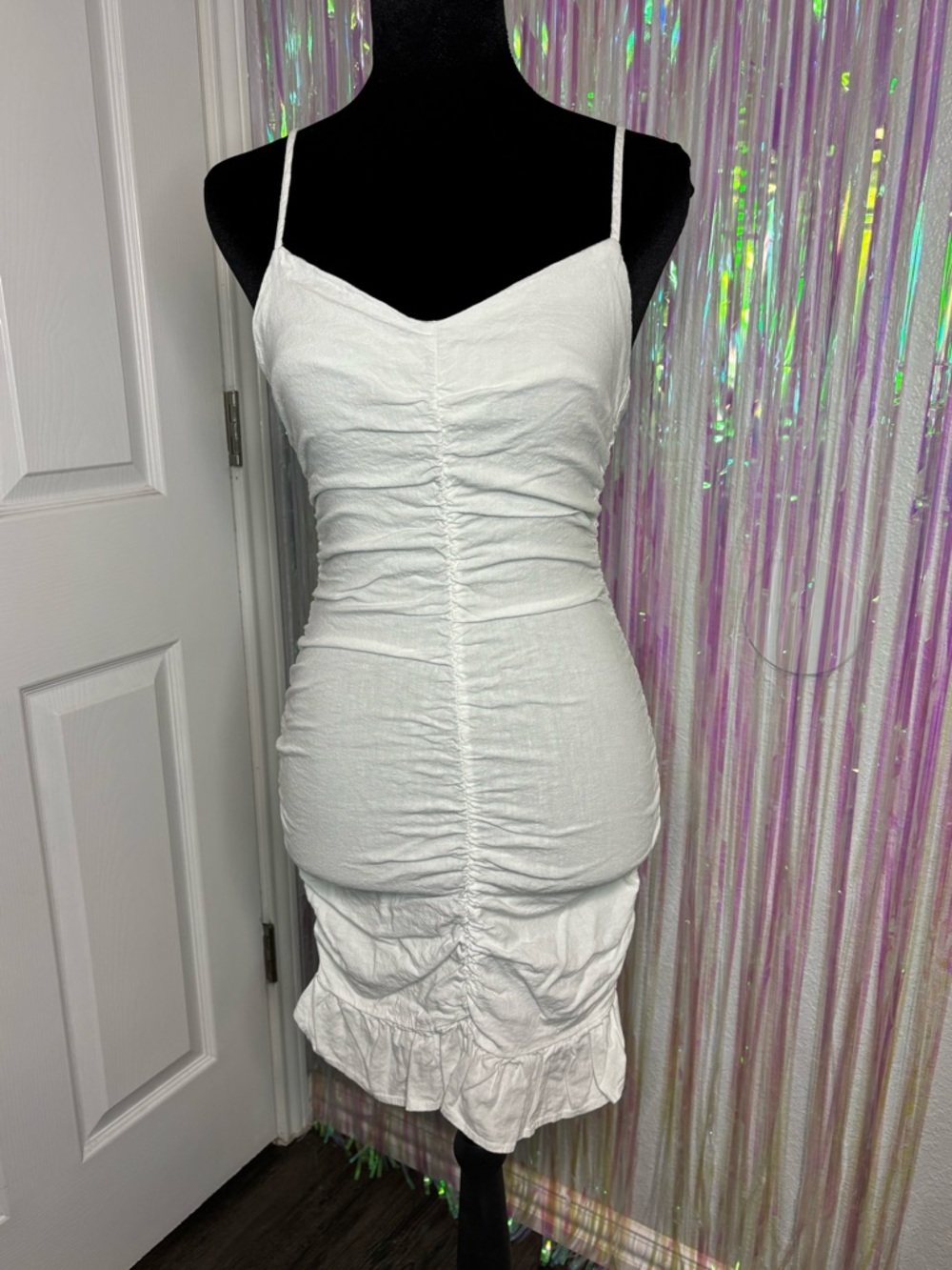 Zara White Ruched Linen Blend Spaghetti-Strap Bodycon Mini Dress Ruffle Hem Sz S